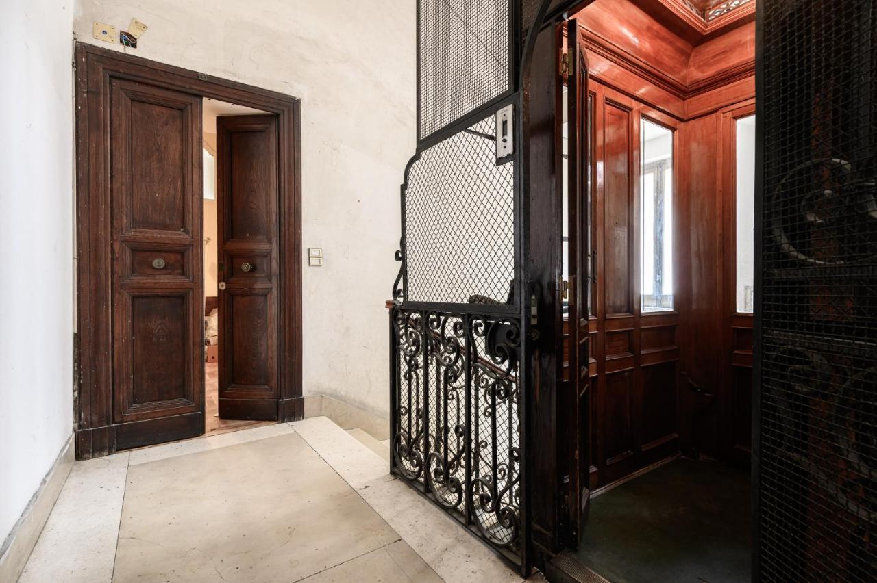 Viale Calascione 7 ナポリ エクステリア 写真